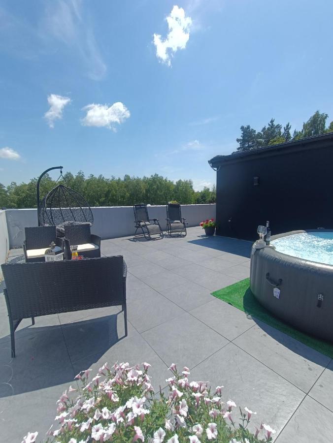 Modern Rancho - Apartamenty Nad Rzeka, Przy Stadninie Koni Kruszyna  Esterno foto