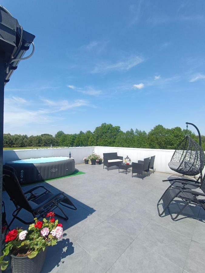 Modern Rancho - Apartamenty Nad Rzeka, Przy Stadninie Koni Kruszyna  Esterno foto