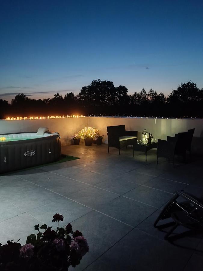 Modern Rancho - Apartamenty Nad Rzeka, Przy Stadninie Koni Kruszyna  Esterno foto